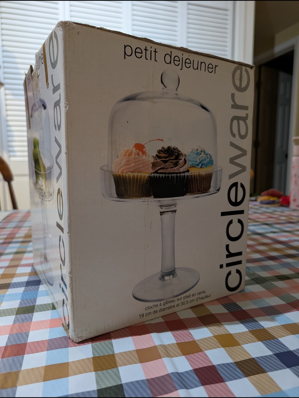 Circleware Glass Pedestal Cake Stand with Dome - Clear - Picture 5 of 6